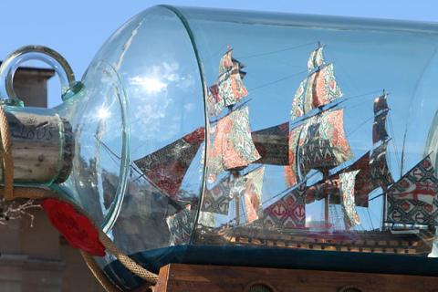 Nelson's Ship in a Bottle by artist Yinka Shonibare